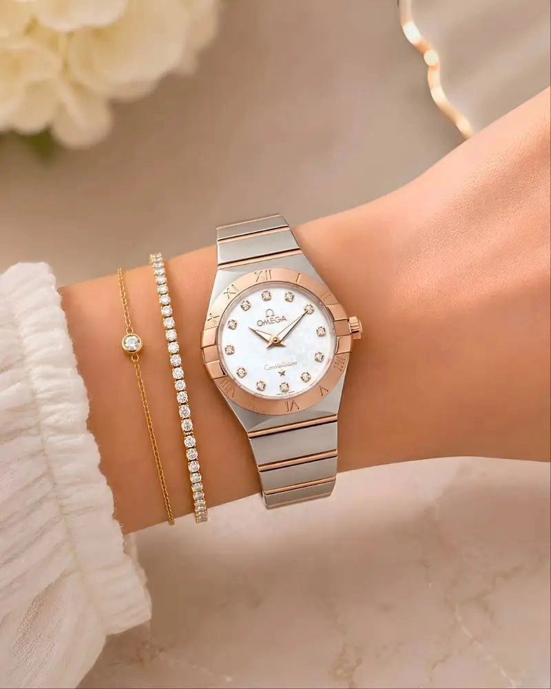 Omega Constellation Mother-of-Pearl Dial 3