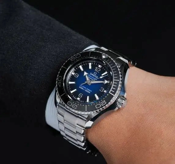 Omega Planet Ocean Master Chronometer 4