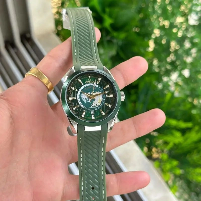 Omega Seamaster Aqua Terra Green Worldtimer 3