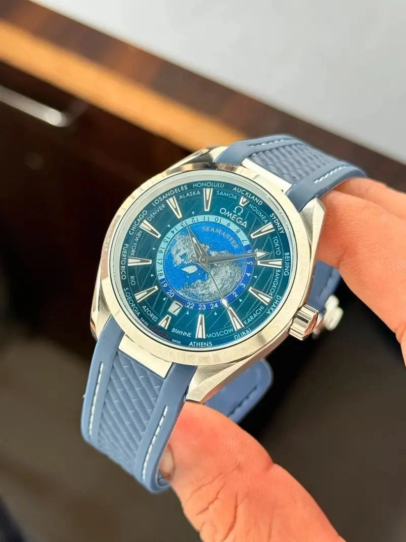 Omega Seamaster Aqua Terra Worldmap Automatic 3