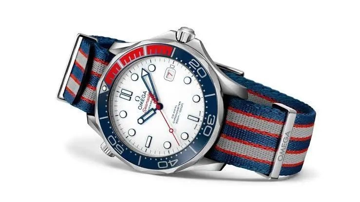 Omega Seamaster Commander 007 Automatic 2