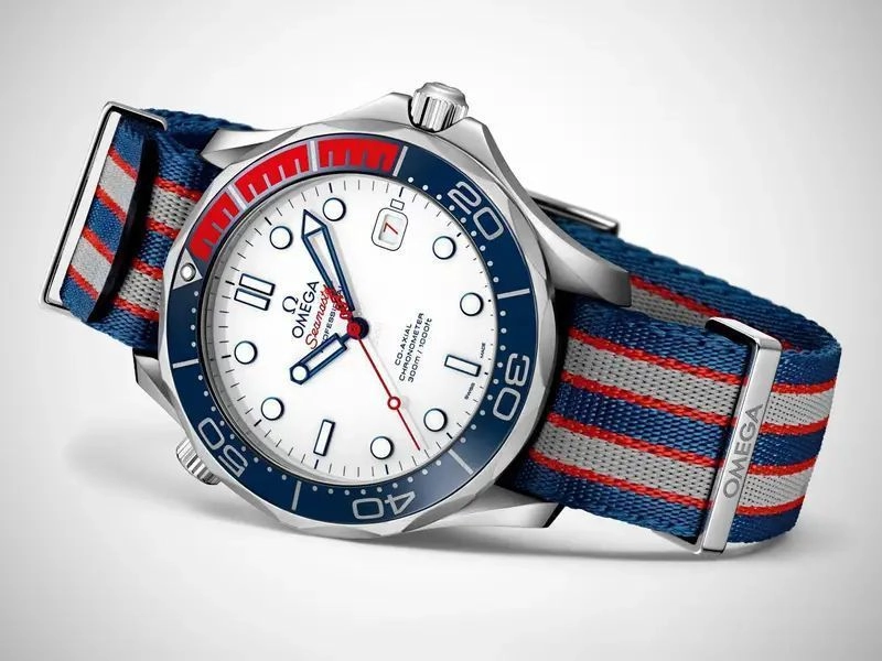 Omega Seamaster Commander 007 Edition 1