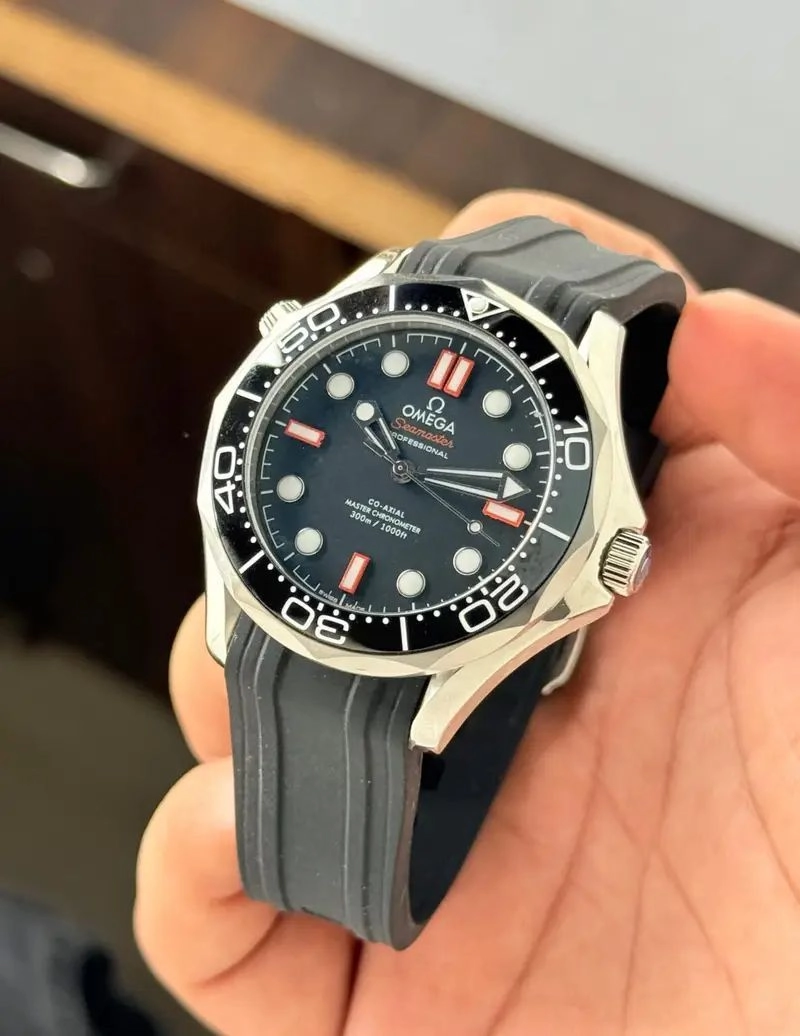 Omega Seamaster Diver Black Dial Automatic Chronometer 1