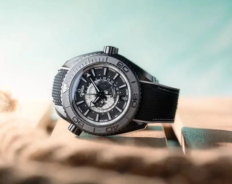 Omega Seamaster GMT Dual Time Automatic 3