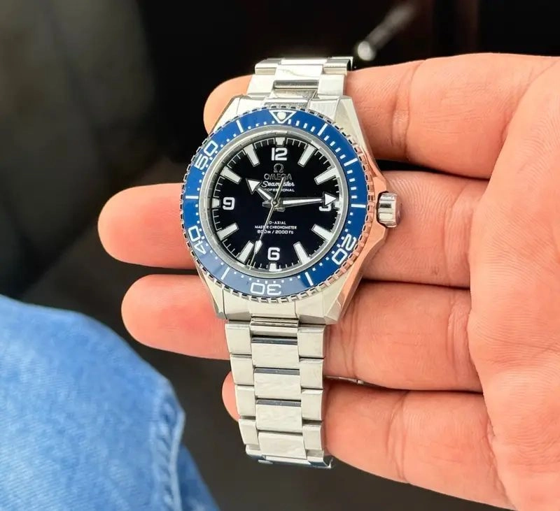 Omega Seamaster Planet Ocean 600M Automatic 4