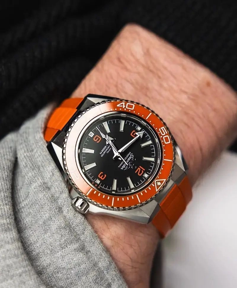 Omega Seamaster Planet Ocean Orange 1