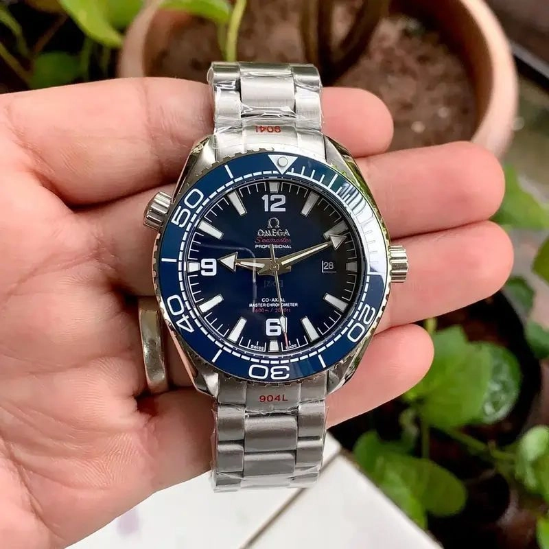 Omega Seamaster Planet Ocean Silver Automatic 1