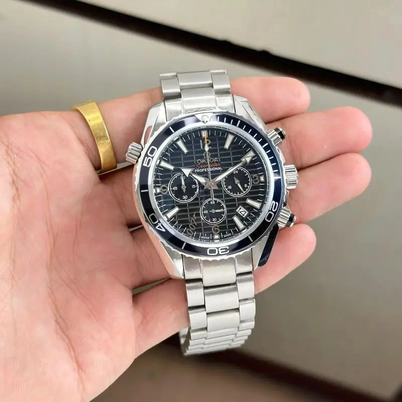 Omega Seamaster Professional Co-Axial Chronometer 3
