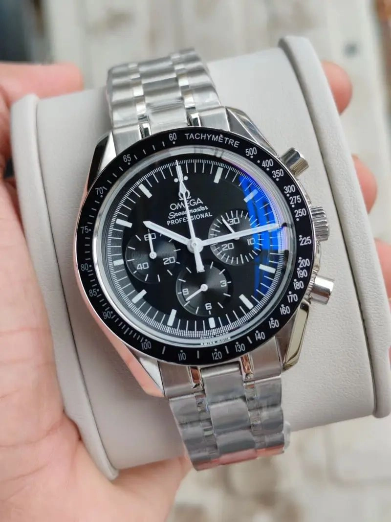 Omega Seamaster Professional Diver 300M Blue Dial 2