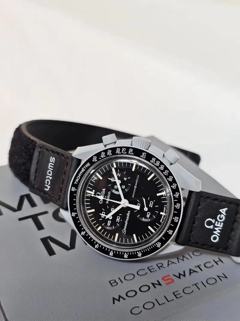 Omega x Swatch Speedmaster MoonSwatch 1