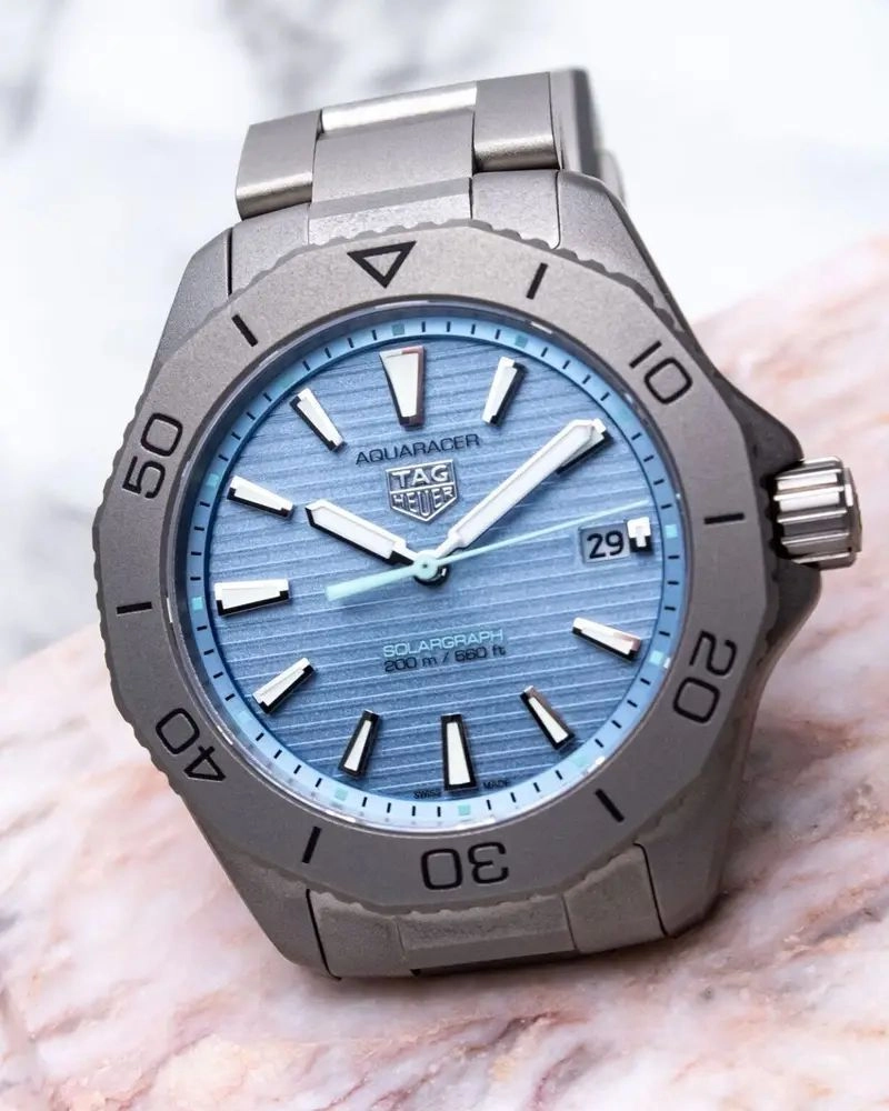 Tag Heuer Aquaracer Professional 200 WBP1182 1