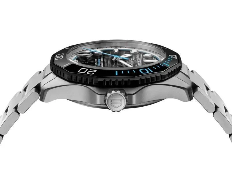 Tag Heuer Aquaracer Professional Black 1