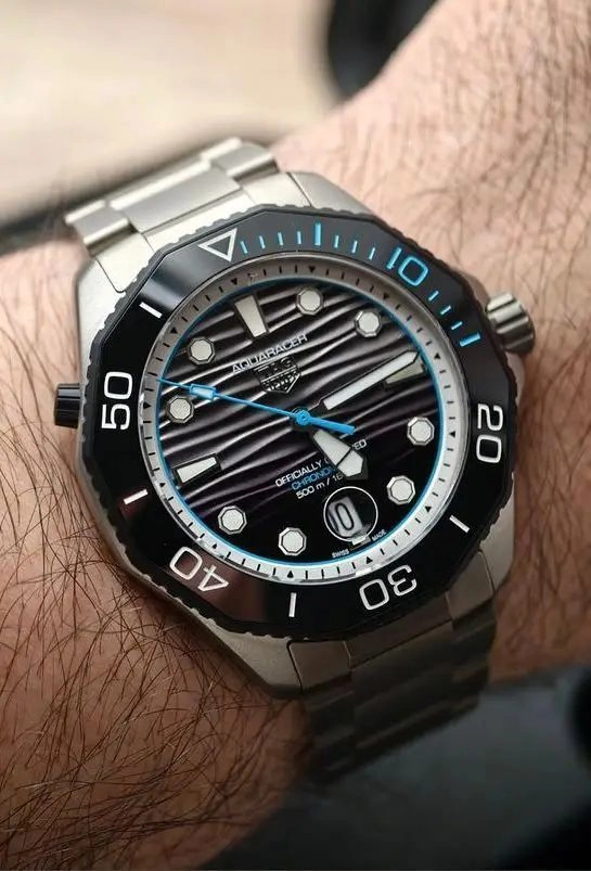 Tag Heuer Aquaracer Professional Black 2