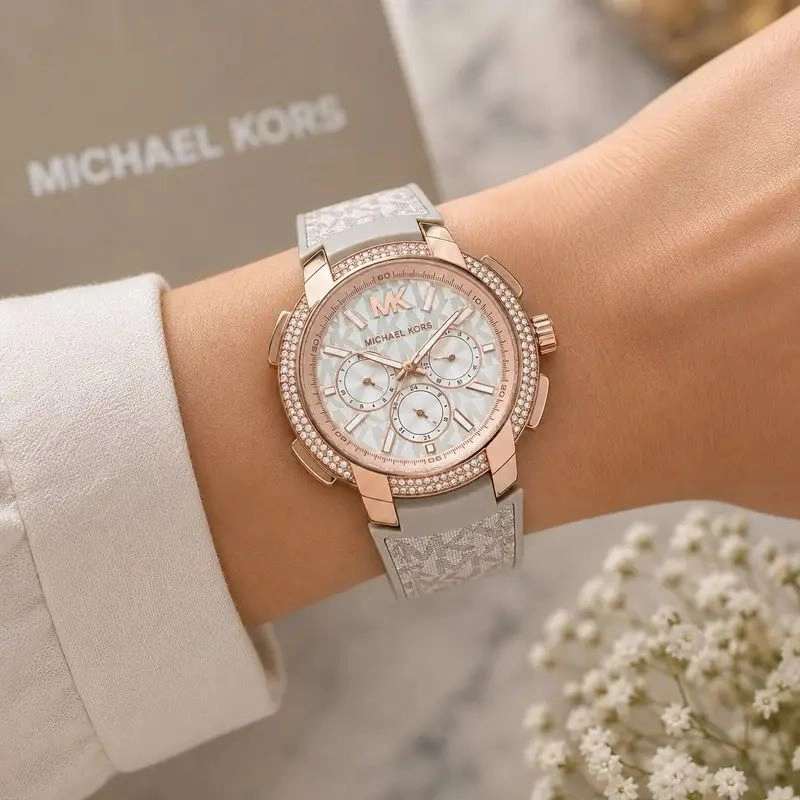 Michael Kors Sidney Monogram Dial 4