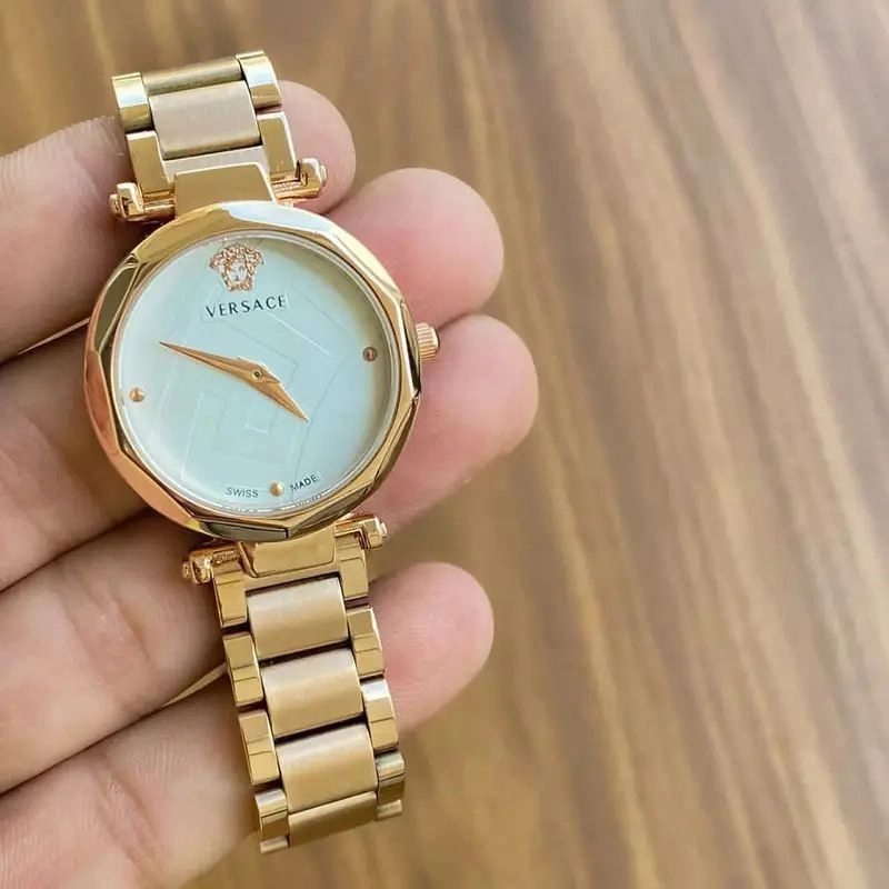 Versace Rose Gold Quartz 3