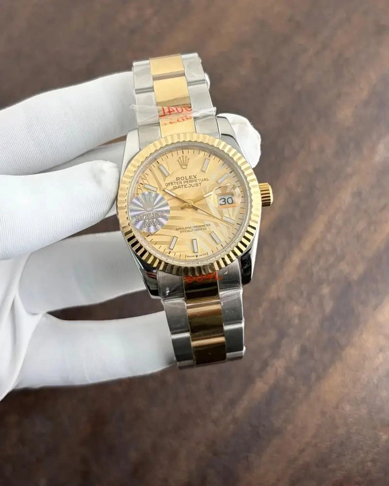 Rolex Oyster DateJust Yellow Golden Dial 4