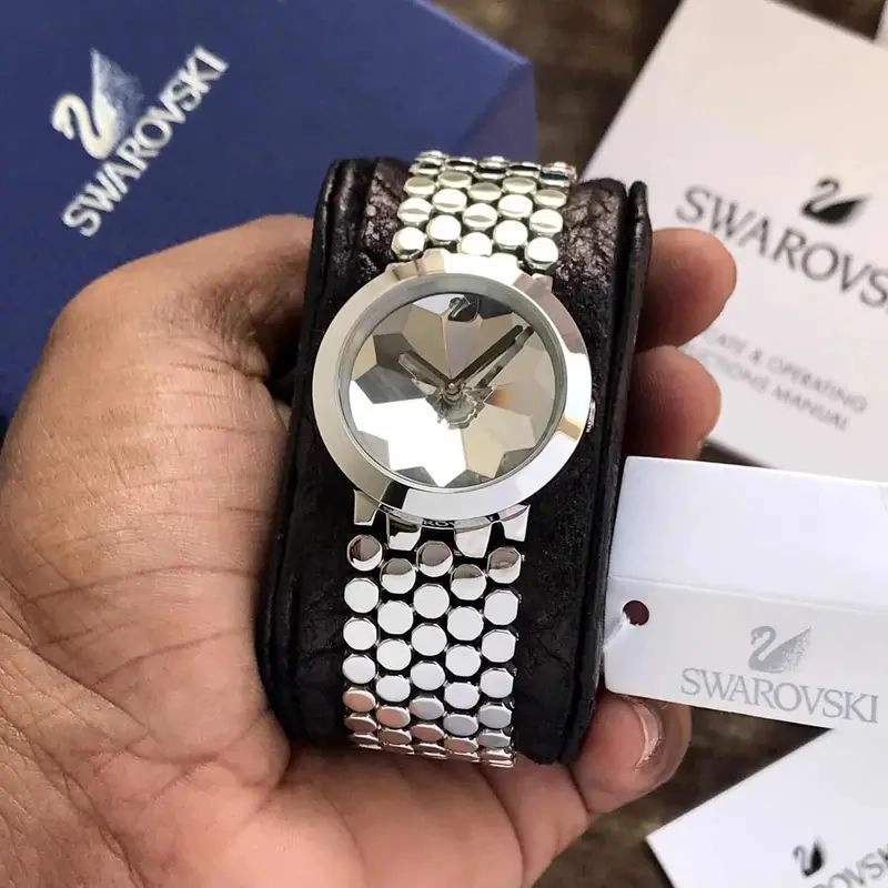 Swarovski Crystal Dial Quartz 1