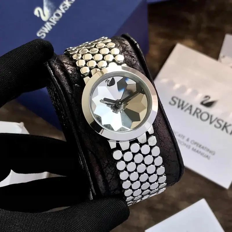 Swarovski Crystal Dial Quartz 2