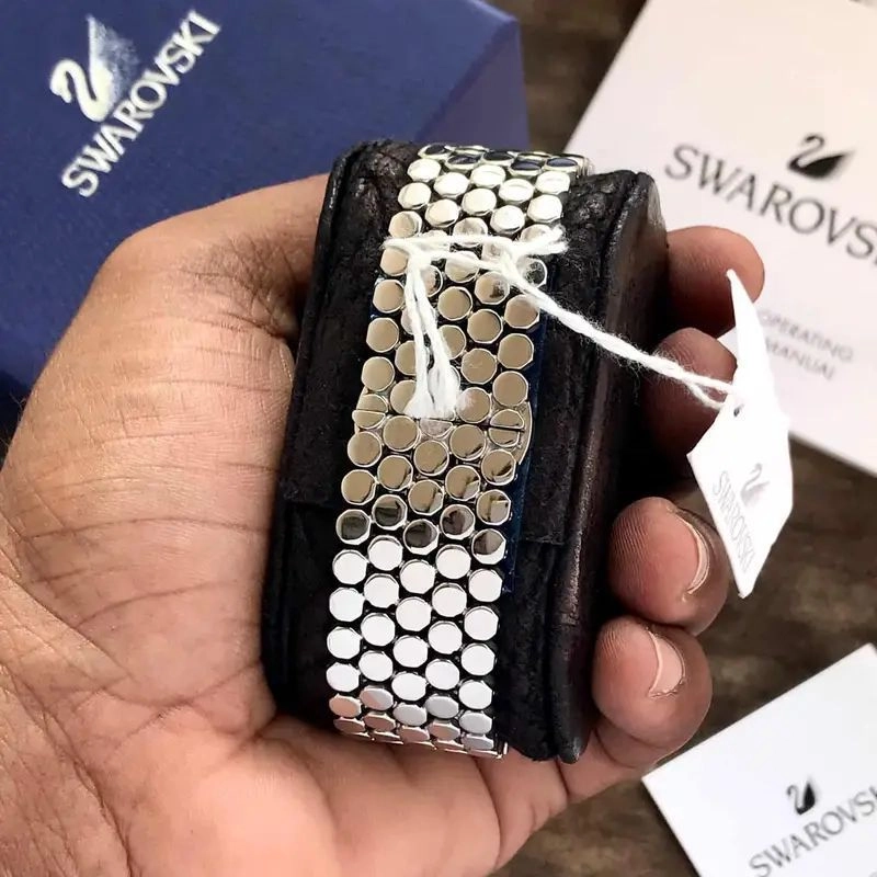Swarovski Crystal Dial Quartz 6