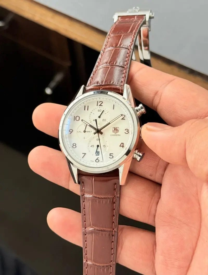 Tag Heuer Carrera Heritage Chronograph 4