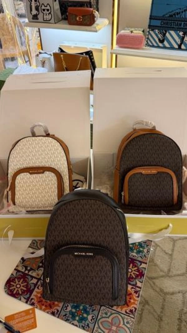 Michael Kor Jaycee XS Mini Backpack With Original Box &DustCover 5072 3