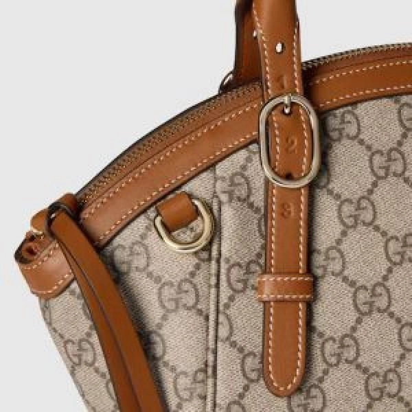 GUCC GG Emblem small top handle bag with box 5123 6