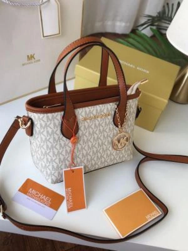 Michael Kor MK Signature Crossbody Tote with box 5065 4