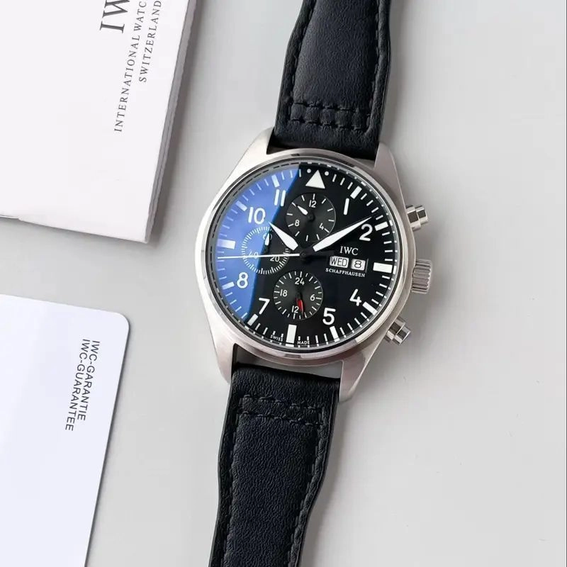 IWC Pilot’s Chronograph salmon Dial Edition 1