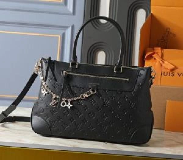 Louii.s Vuitton Skyline Handbag with box dustbag box 6523 1