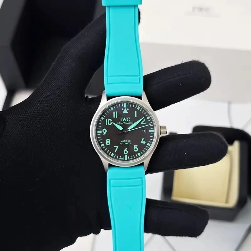 IWC Schaffhausen Automatic Blue 1