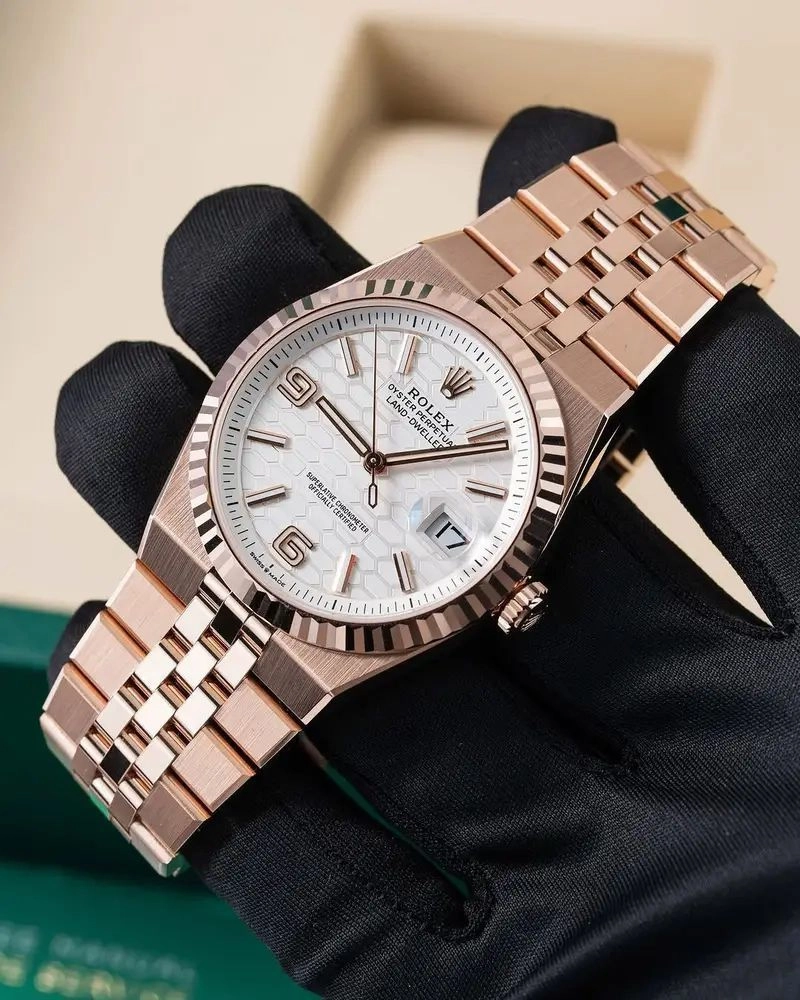 Rolex Land-Dweller Automatic 4