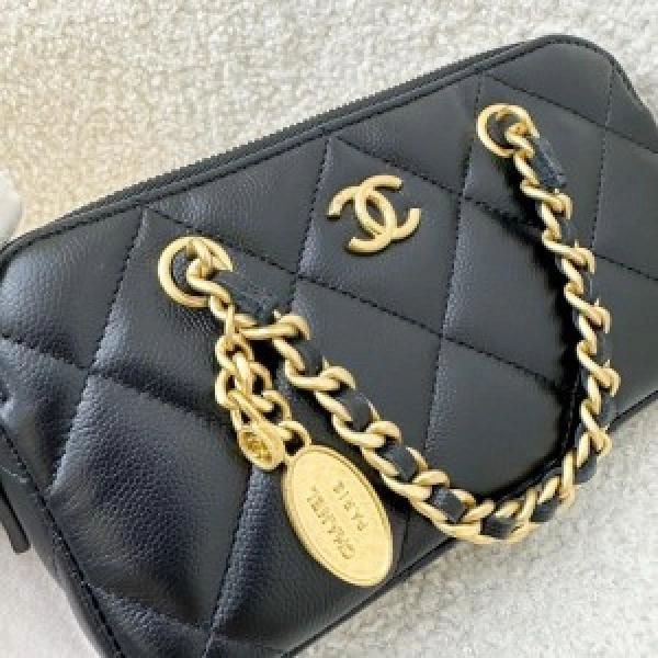 Chane-23b-retro-shopping-zipped-phone-holder-with-chain-woc-in-black-cavier-bag-with-box-1540 6