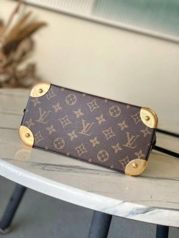 Loui Vuitton alma sling bag with box dustbag 6580 2