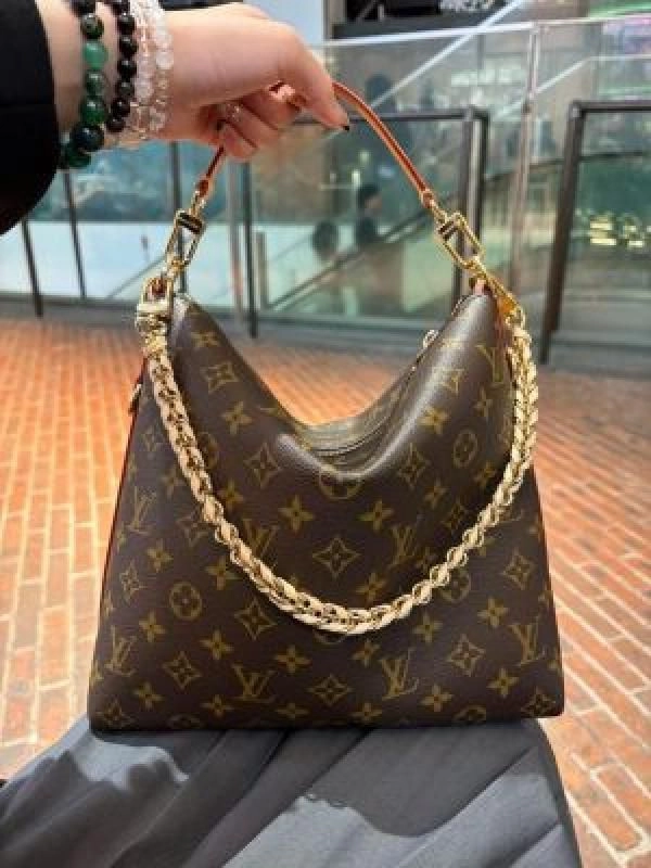 loui-vuitton-multipaas-handbag-with-box-5151 2