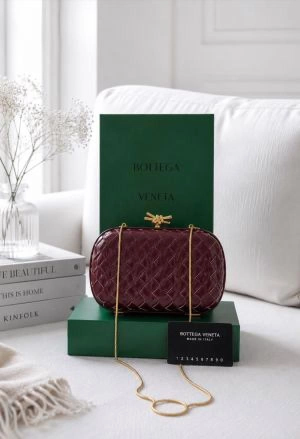 Bottega Veneta Burgundy Knot Clutch Premium Quality Full Brand Packaging 5048