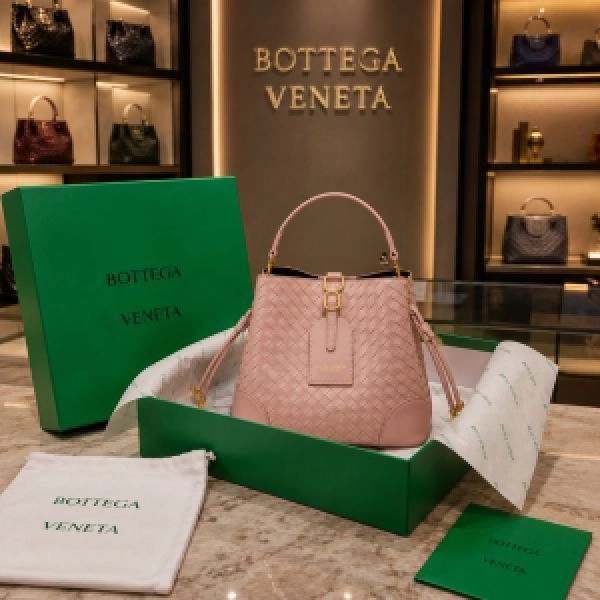 Bottega Veneta Intrecciato Bucket Bag Premium Quality Full Brand Packaging 5028 1