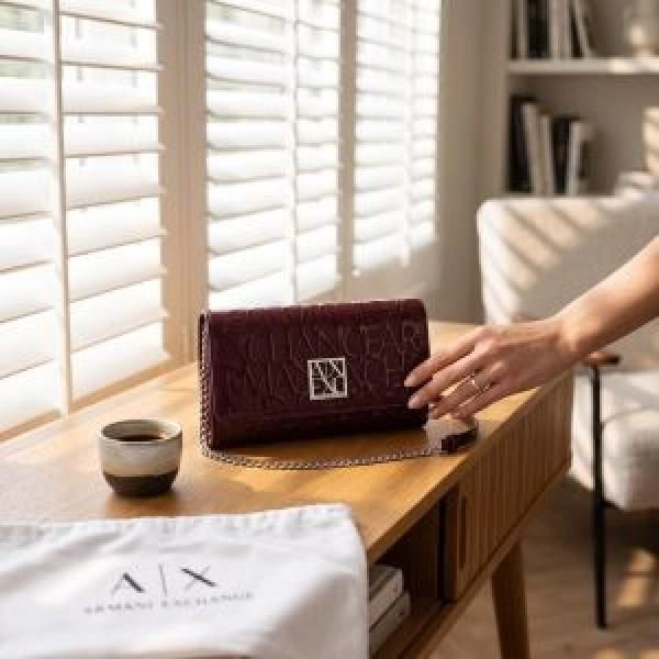 Arma Exchange Wallet Sling With Original Box & DustCover 6695 4