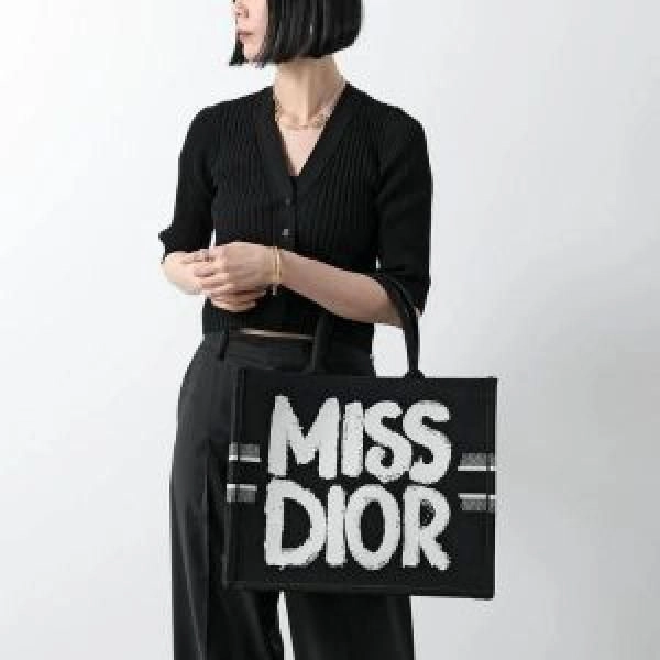 Christian Sale Miss Book Tote With OG Box carrybag 5135 3