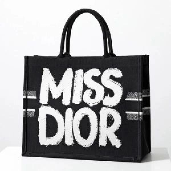 Christian Sale Miss Book Tote With OG Box carrybag 5135 4