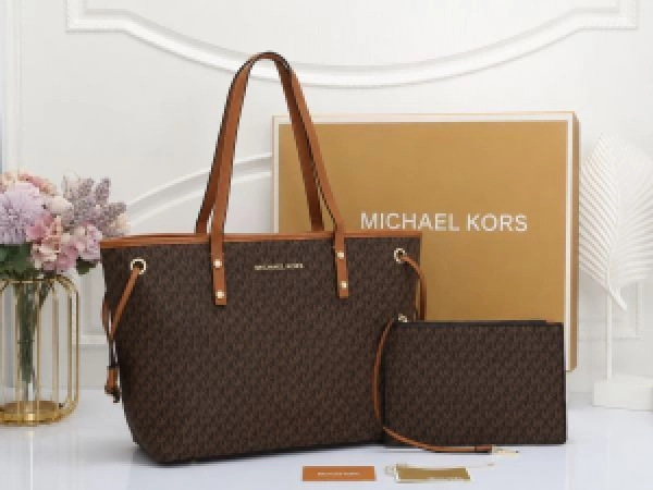 Michael kor Tote Bag With Pouch & Dust Bag brand box 6506 1