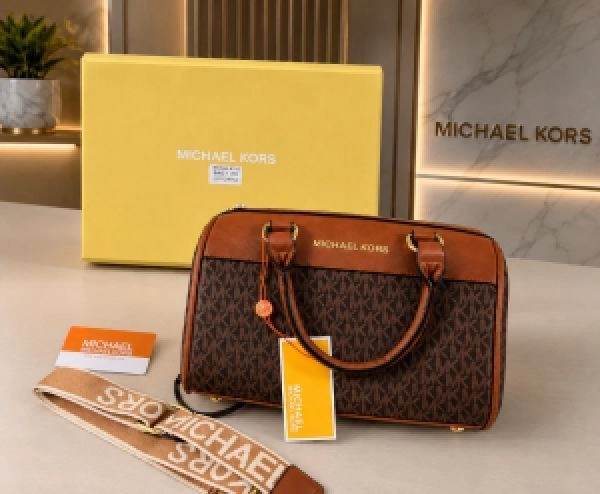 MICHAEL KOR BOSTON HANDBAG WITH OG BOX AND DUST BAG PREMIUM QUALITY (BIEGE BROWN) 6062 2