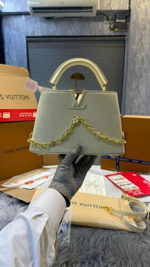Loui Vuitton Artycapucines Nicholas Hlobo premium packaging 6271 2