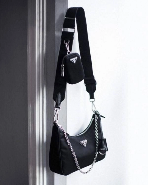 Pradda Re Edition 2005 nylon bag with box dust bag slingchain slingbelt pouch 5242 1