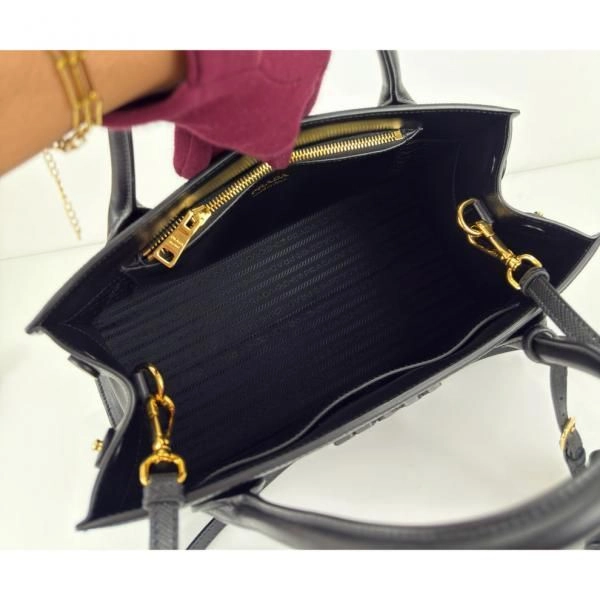 PRADDA_Saffiano_Signature_Hand_Bag_5239 3