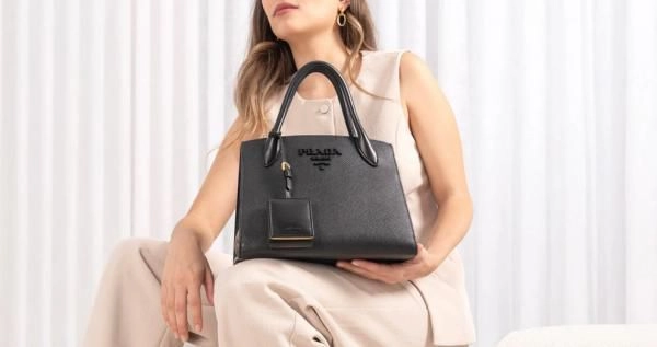 PRADDA_Saffiano_Signature_Hand_Bag_5239 6