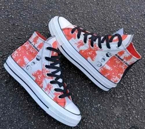 Dungeons & Dragons x Converesee. Chuck Taylor All Star High Egret Red 2
