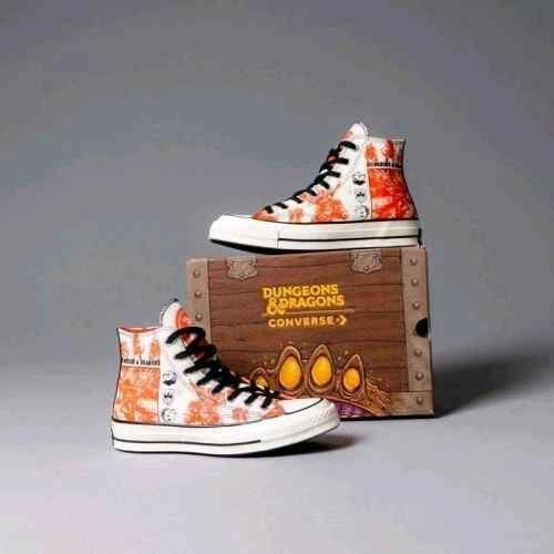 Dungeons & Dragons x Converesee. Chuck Taylor All Star High Egret Red 4