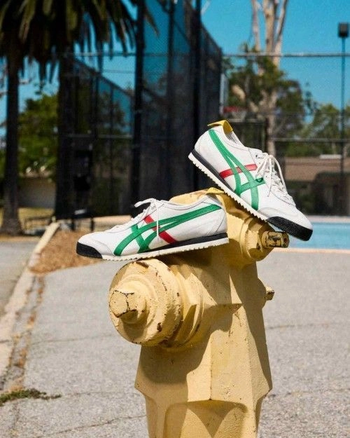 onitskaa tigerr Mexico 66 Birch Green Red Yellow 1