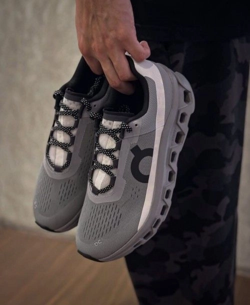 on Running Cloudmonster Alloy Silver 2