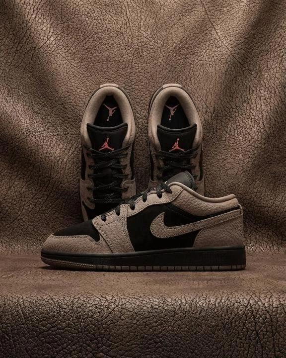 NIIKE AIR JORDA_N 1 LOW SE OLIVE GREY BLACK FIX 1
